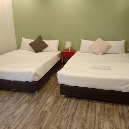 Resort M - Mrt Huai Khwang Bangkok Buitenkant foto
