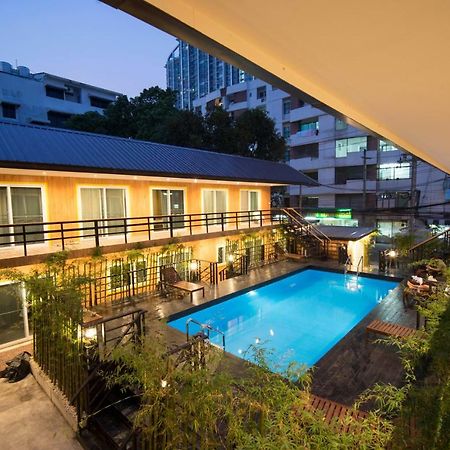 Resort M - Mrt Huai Khwang Bangkok Buitenkant foto