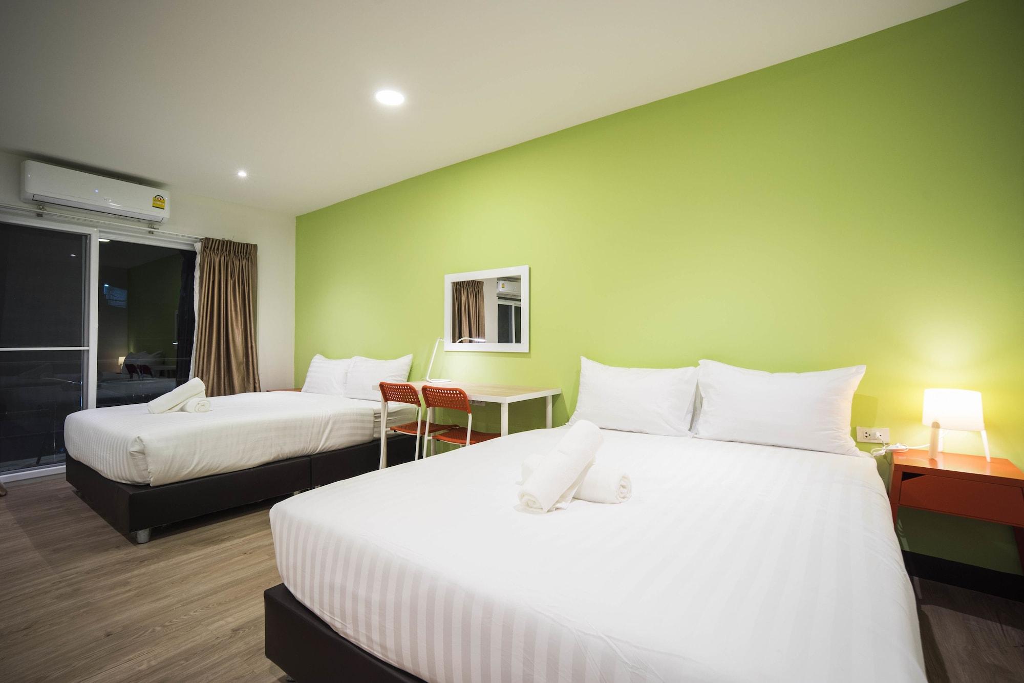 Resort M - Mrt Huai Khwang Bangkok Buitenkant foto