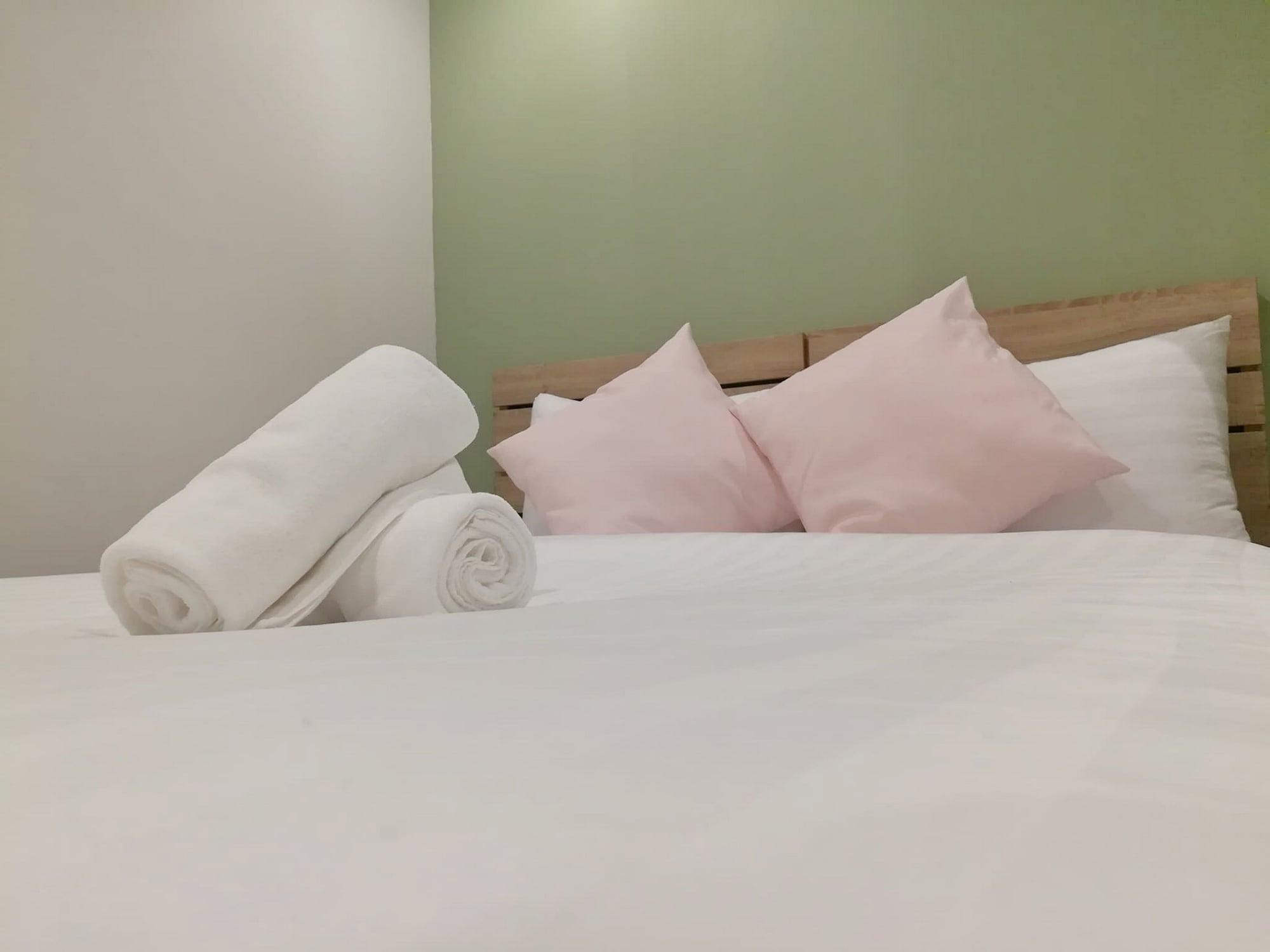 Resort M - Mrt Huai Khwang Bangkok Buitenkant foto